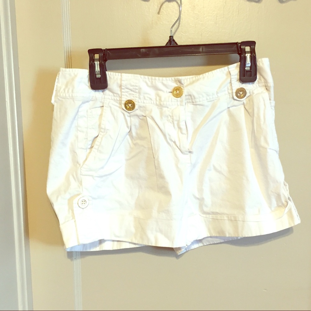 Like new Michael Kors shorts! White hot!